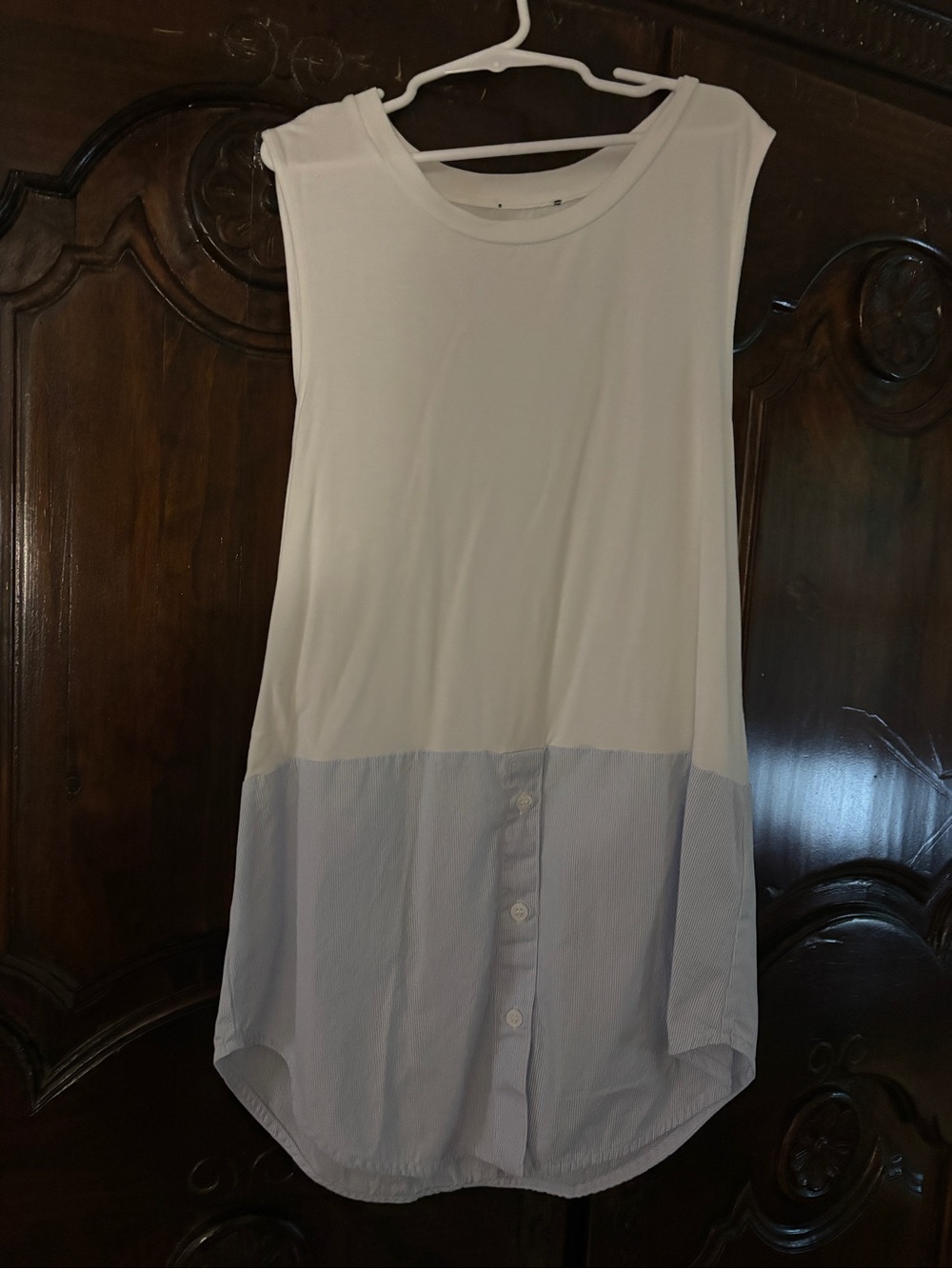 Sleeveless Two-Tone White and Light Blue Tunic Top